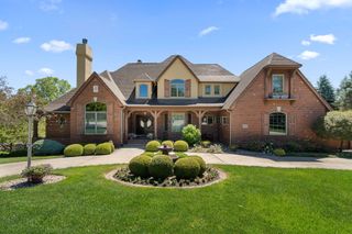 10195 Floyd, Crown Point, IN 46307