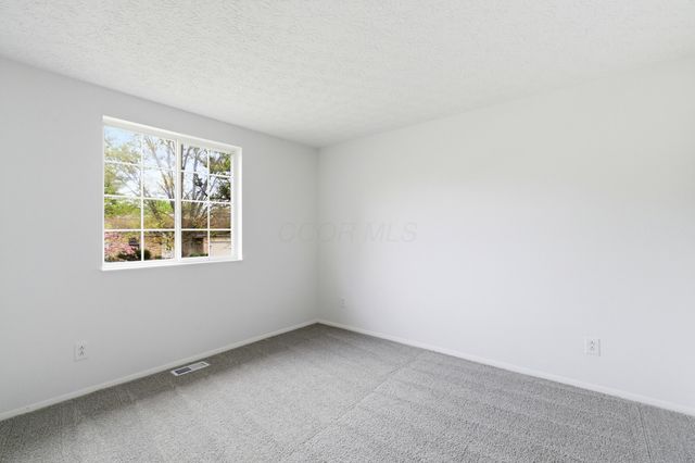 8669 Ripton Drive, Powell, OH 43065