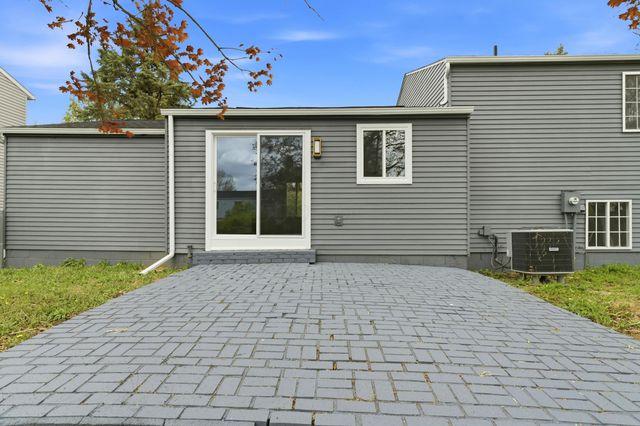 8669 Ripton Drive, Powell, OH 43065