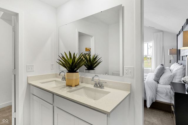 15483 Alperton Road, Fishers, IN 46037