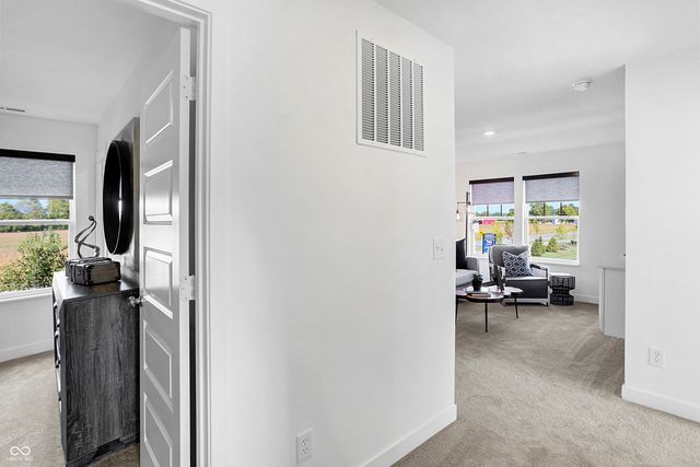 15483 Alperton Road, Fishers, IN 46037