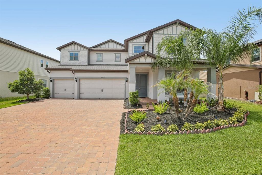 Image 1 of property listing at 11054 SUNDRIFT DRIVE, Tampa, FL 33647