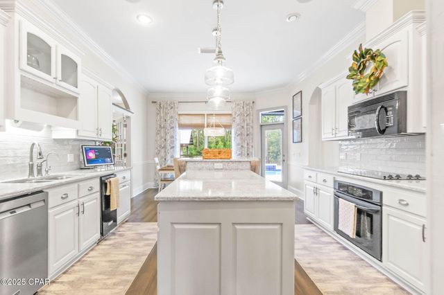 1200 Kristanna Drive, Panama City, FL 32405