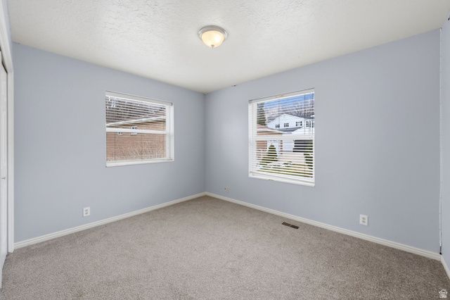 563 N 220 E, Centerville, UT 84014