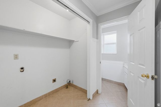 563 N 220 E, Centerville, UT 84014