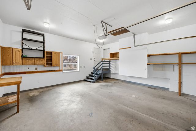 563 N 220 E, Centerville, UT 84014