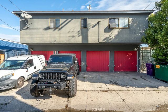 1056 E 6th Street, Long Beach, CA 90802