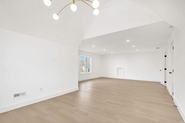 4420 N Preakness Lane, Bloomington, IN 47404