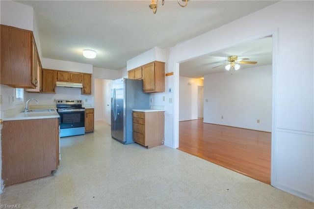 3307 A Spring Street, Greensboro, NC 27405