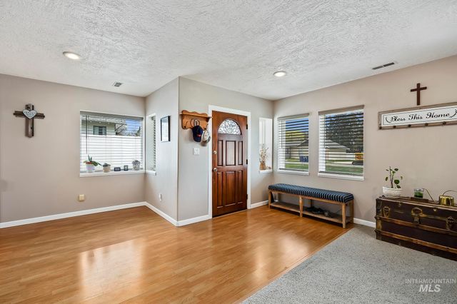 704 E Avenue D, Jerome, ID 83338