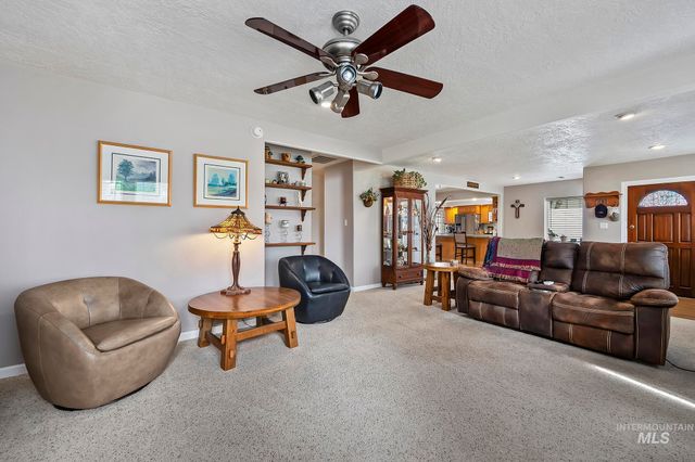 704 E Avenue D, Jerome, ID 83338