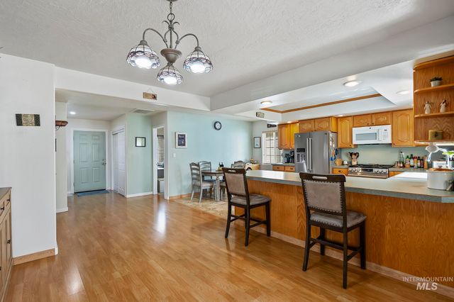 704 E Avenue D, Jerome, ID 83338