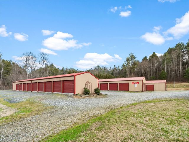 58 Guntertown Road, Marshall, NC 28753
