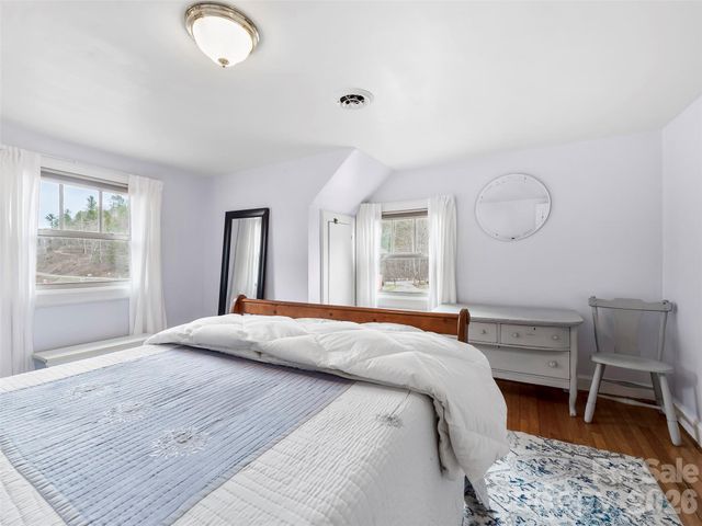 58 Guntertown Road, Marshall, NC 28753