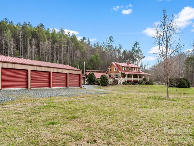 58 Guntertown Road, Marshall, NC 28753