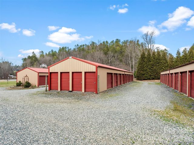58 Guntertown Road, Marshall, NC 28753