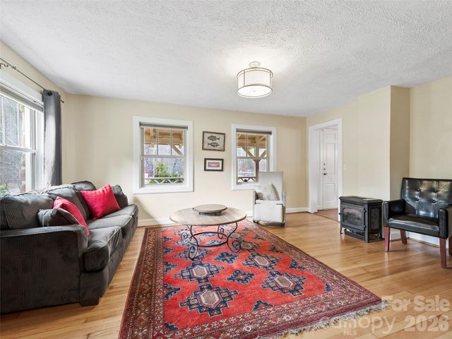 58 Guntertown Road, Marshall, NC 28753