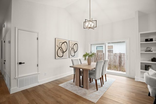 3008 Rochelle DR, Austin, TX 78748