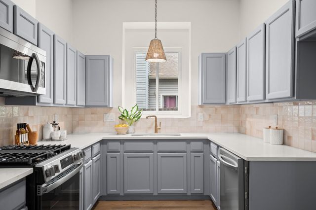 3008 Rochelle DR, Austin, TX 78748