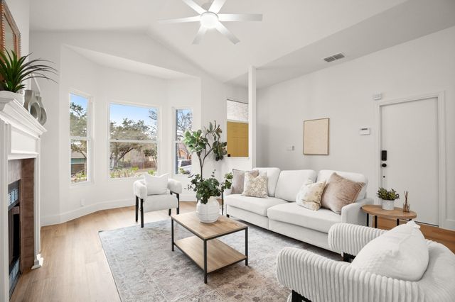 3008 Rochelle DR, Austin, TX 78748