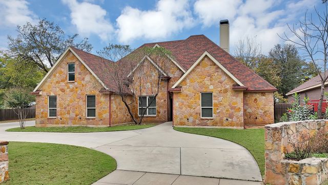 4009 Wheeler Street, Fort Worth, TX 76111