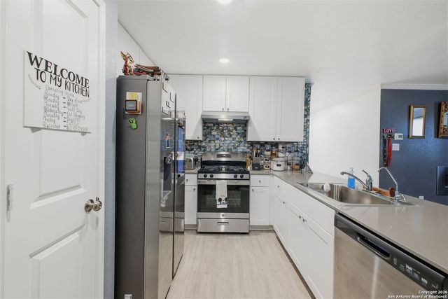 14113 Swine Place, San Antonio, TX 78252