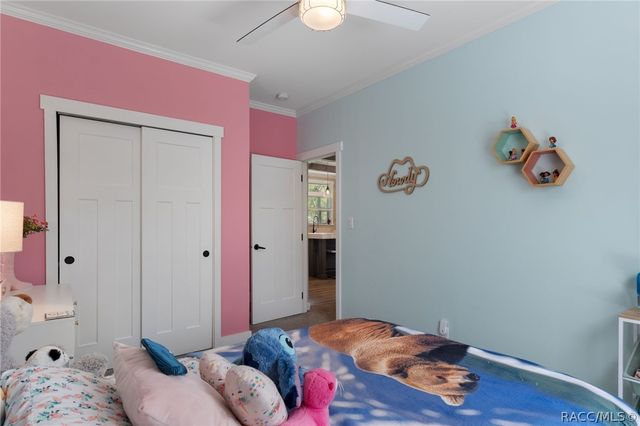 2220 N Donovan Avenue, Crystal River, FL 34428