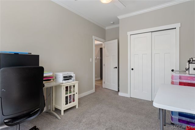 2220 N Donovan Avenue, Crystal River, FL 34428