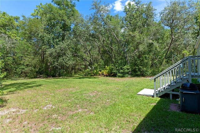 2220 N Donovan Avenue, Crystal River, FL 34428