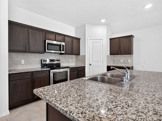 1111 Meadow Side Drive, Princeton, TX 75407