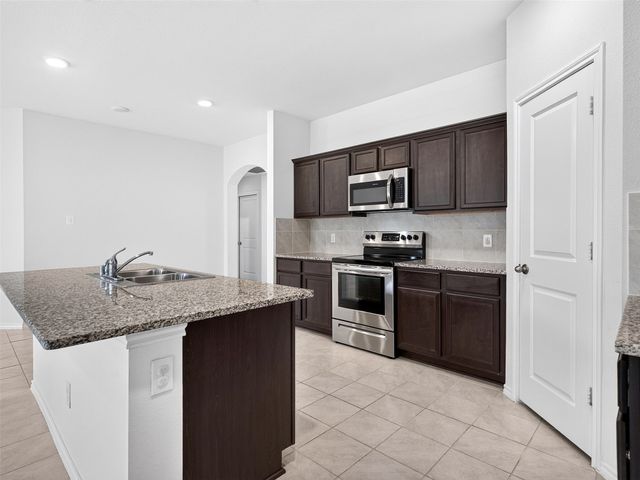 1111 Meadow Side Drive, Princeton, TX 75407
