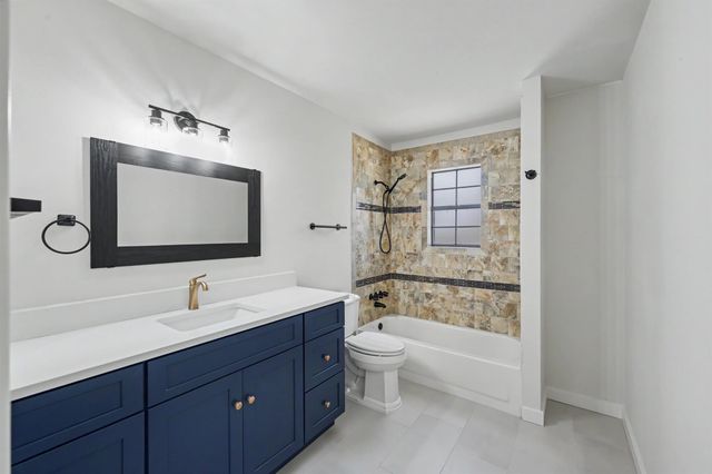 17005 White Birch Lane, Conroe, TX 77385