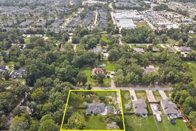 17005 White Birch Lane, Conroe, TX 77385