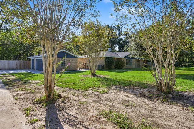 17005 White Birch Lane, Conroe, TX 77385