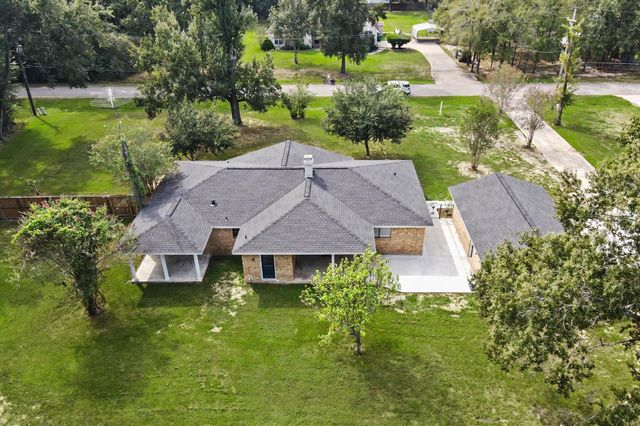 17005 White Birch Lane, Conroe, TX 77385