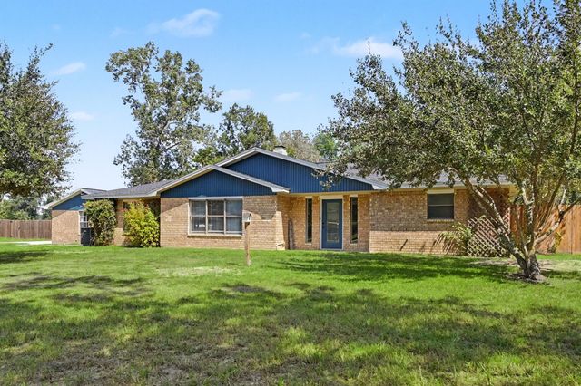17005 White Birch Lane, Conroe, TX 77385