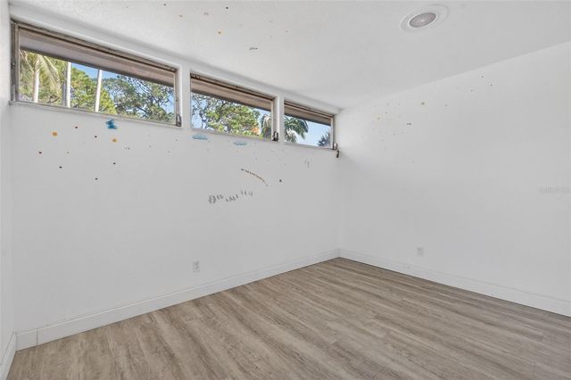 7990 42ND STREET N, Pinellas Park, FL 33781