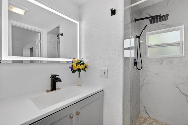 7990 42ND STREET N, Pinellas Park, FL 33781