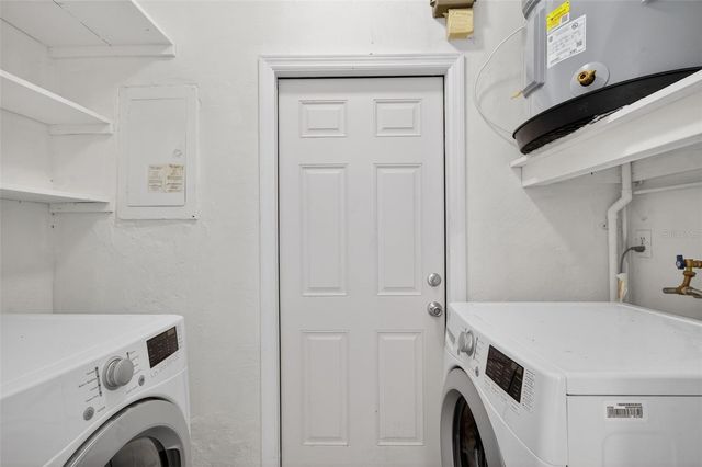 7990 42ND STREET N, Pinellas Park, FL 33781