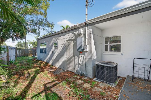 7990 42ND STREET N, Pinellas Park, FL 33781