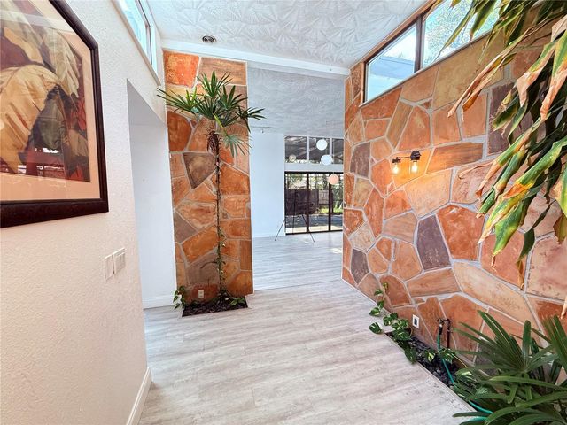 7990 42ND STREET N, Pinellas Park, FL 33781