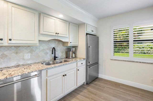 3721 Quail Ridge Drive N Bobwhite C, Boynton Beach, FL 33436