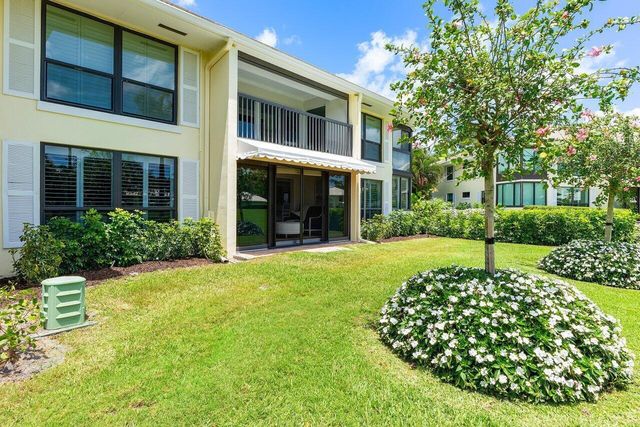 3721 Quail Ridge Drive N Bobwhite C, Boynton Beach, FL 33436