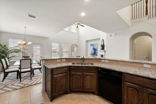 9809 Brazoria Trail, Fort Worth, TX 76126