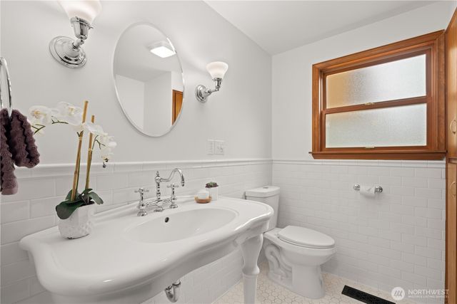18615 81st Avenue W, Edmonds, WA 98026