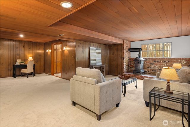 18615 81st Avenue W, Edmonds, WA 98026