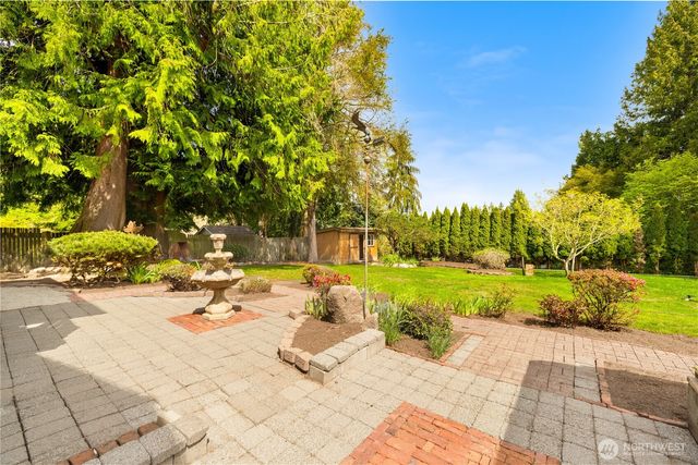 18615 81st Avenue W, Edmonds, WA 98026