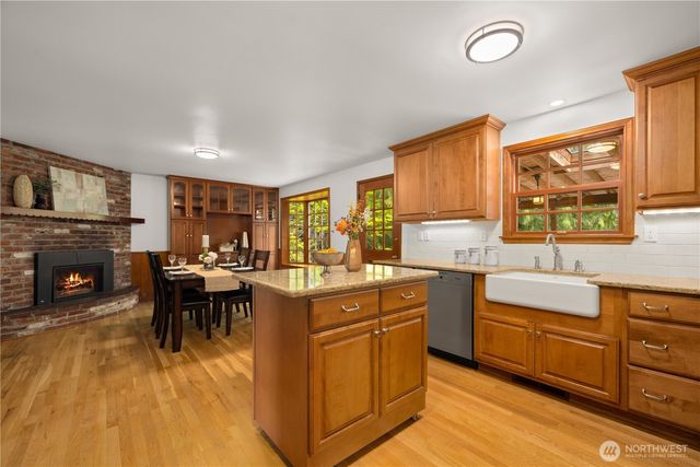 18615 81st Avenue W, Edmonds, WA 98026