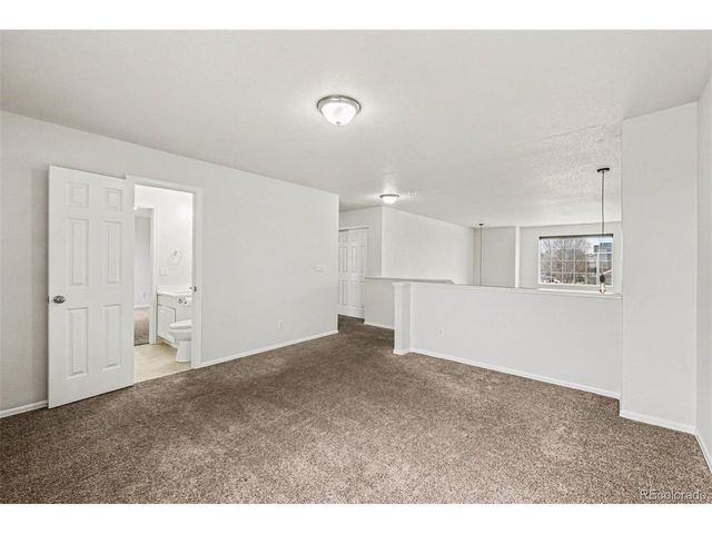 9737 Eagle Creek Pkwy, Commerce City, CO 80022