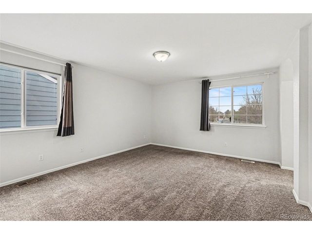 9737 Eagle Creek Pkwy, Commerce City, CO 80022